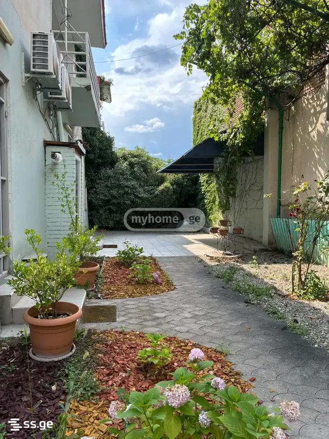 7 Room Private House For Rent. Vera view 15