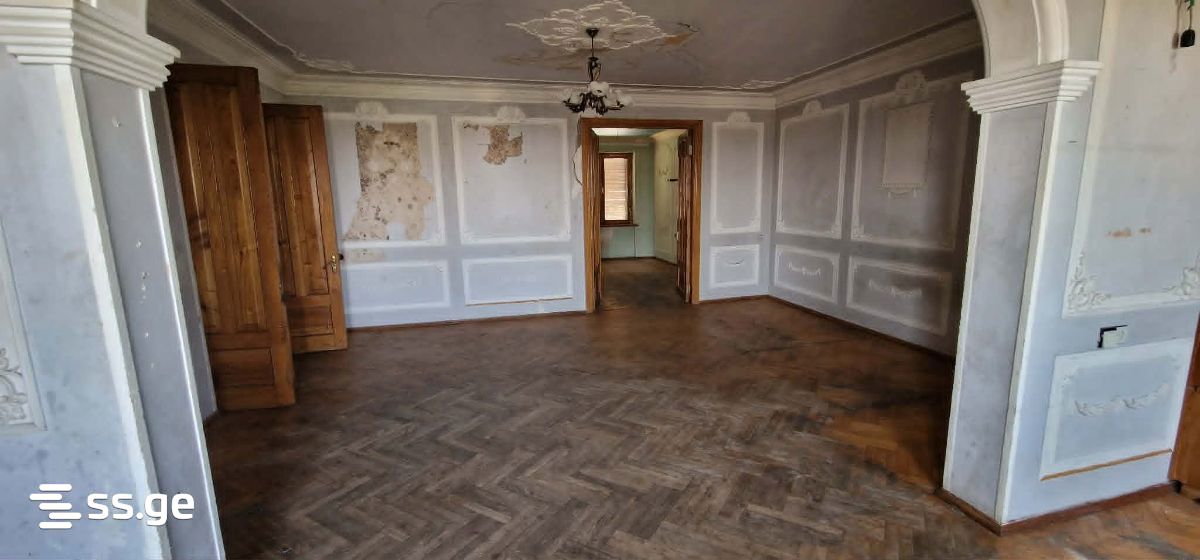 4 Room Flat For Sale view 5