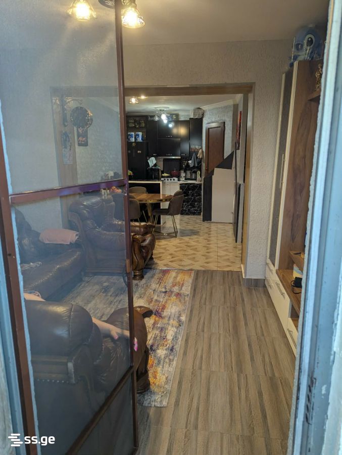 2 Room Private House For Sale view 6