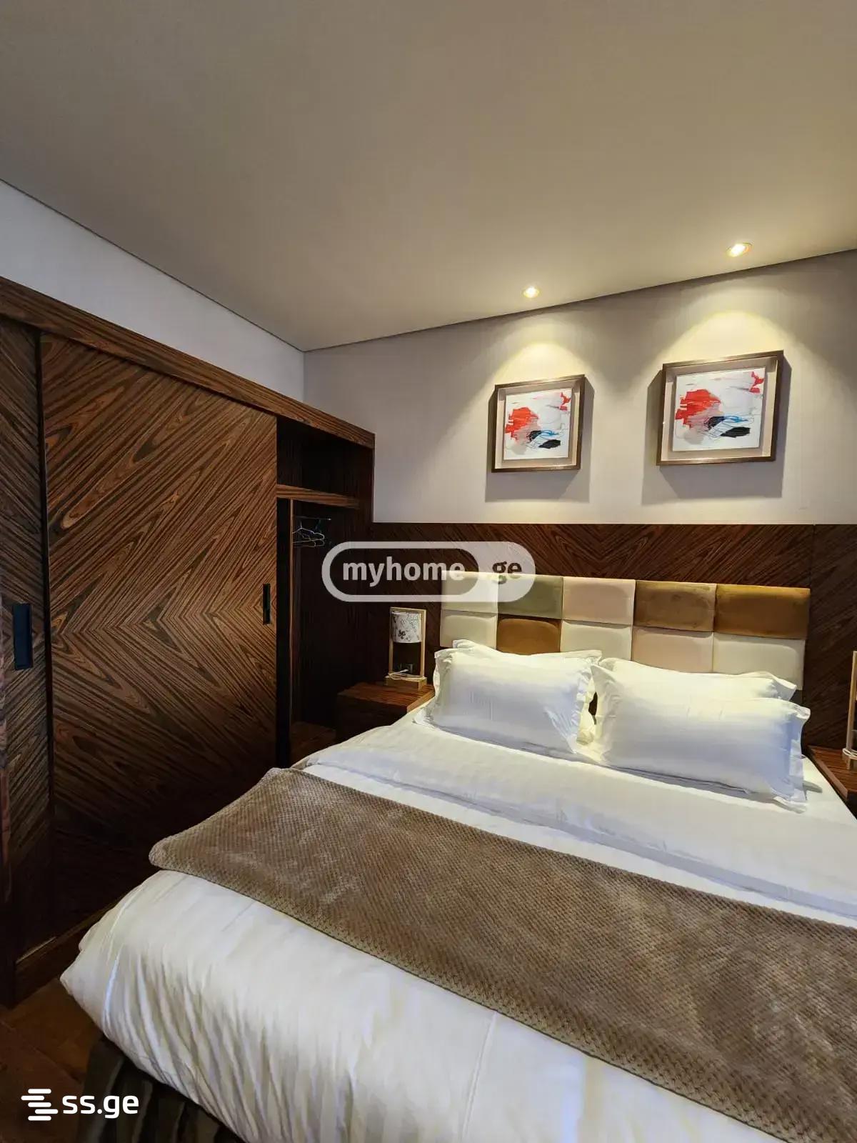 2 Room Flat Daily Rent. Chaqvi view 11
