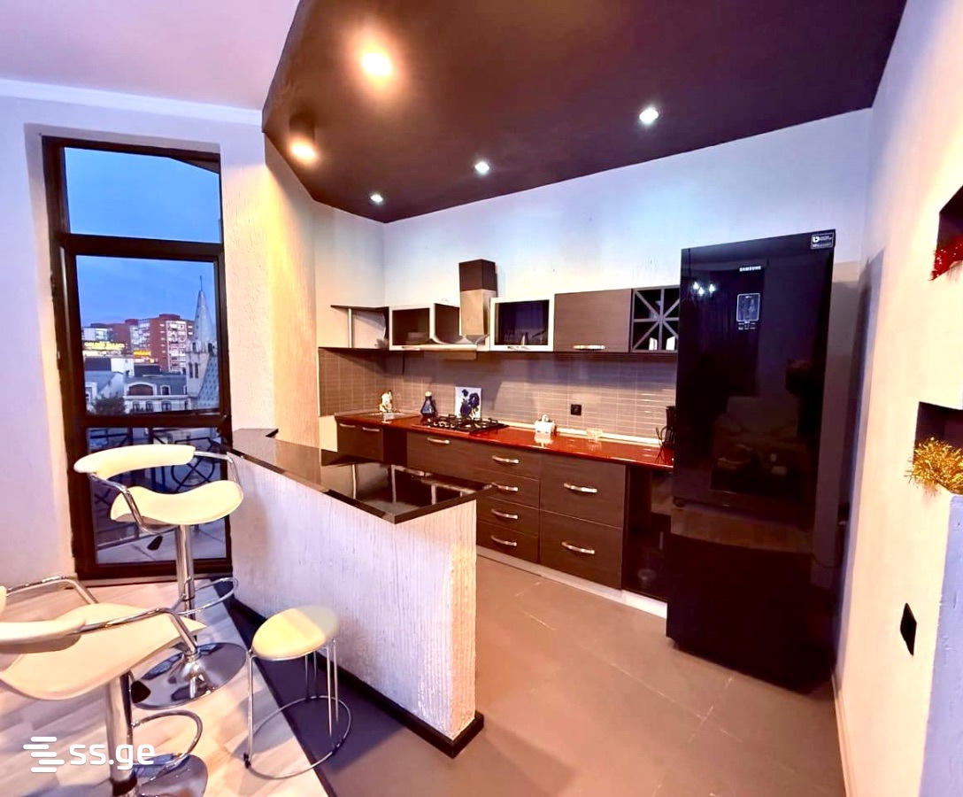2 Room Flat For Rent. Batumi view 6