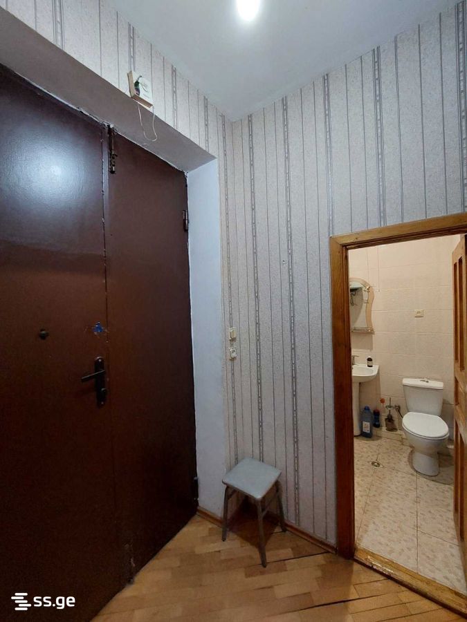 2 Room Flat For Rent. Kutaisi view 6
