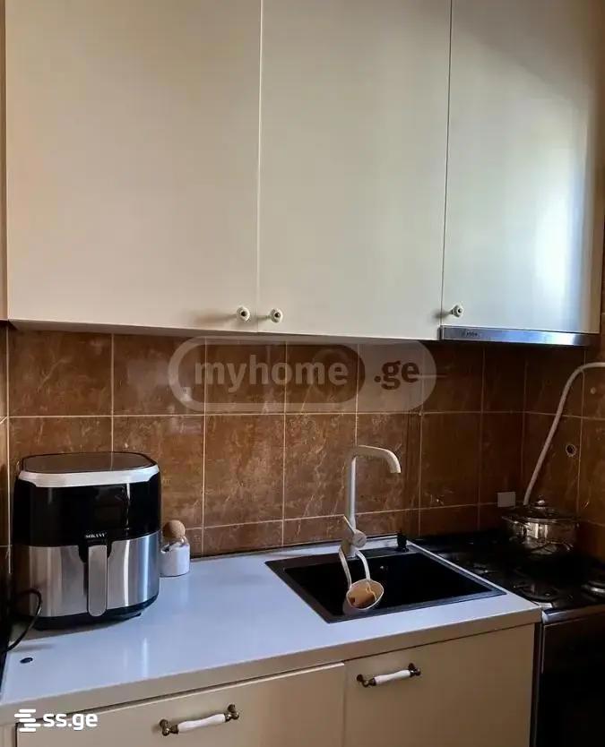 2 Room Flat For Sale view 3