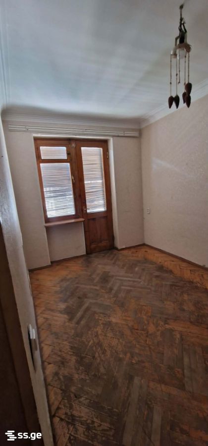 4 Room Flat For Sale view 3