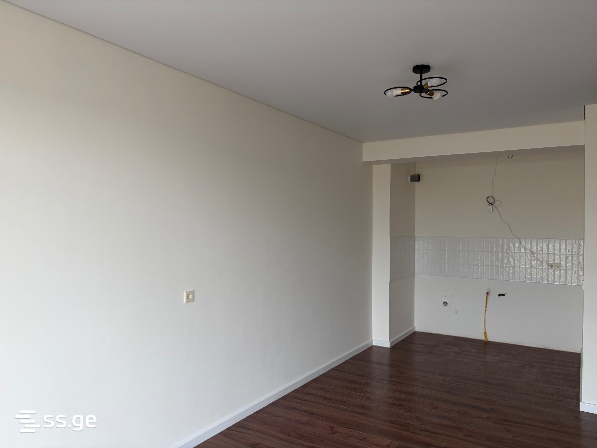 2 room Flat For Sale. Varketili - Vista 5