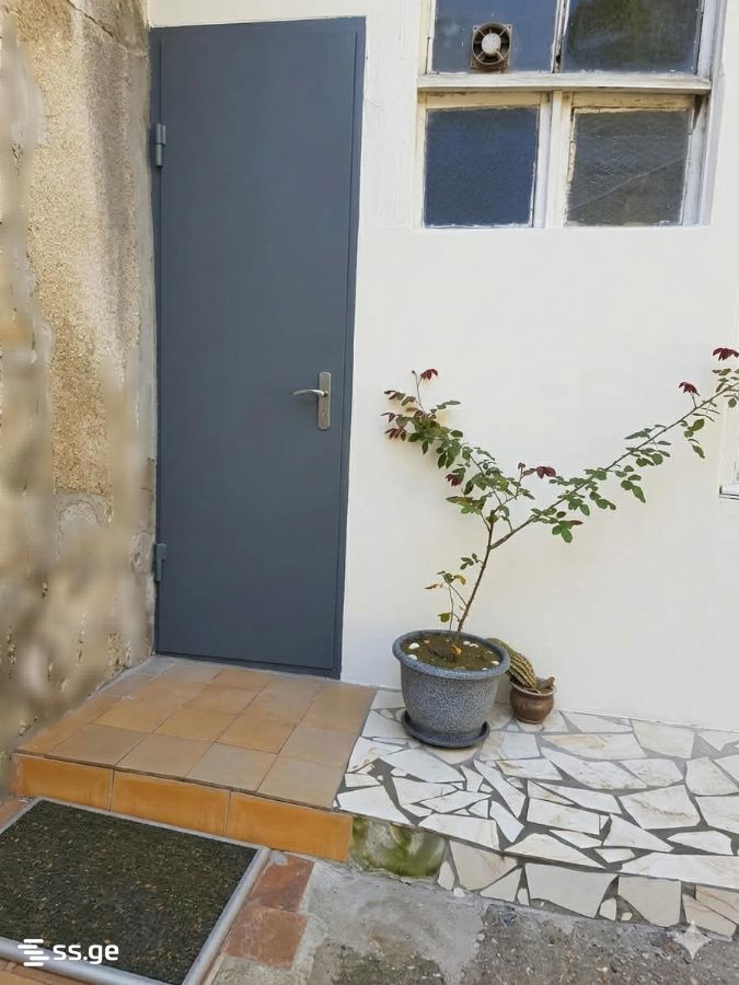 1 Room Flat For Sale view 3