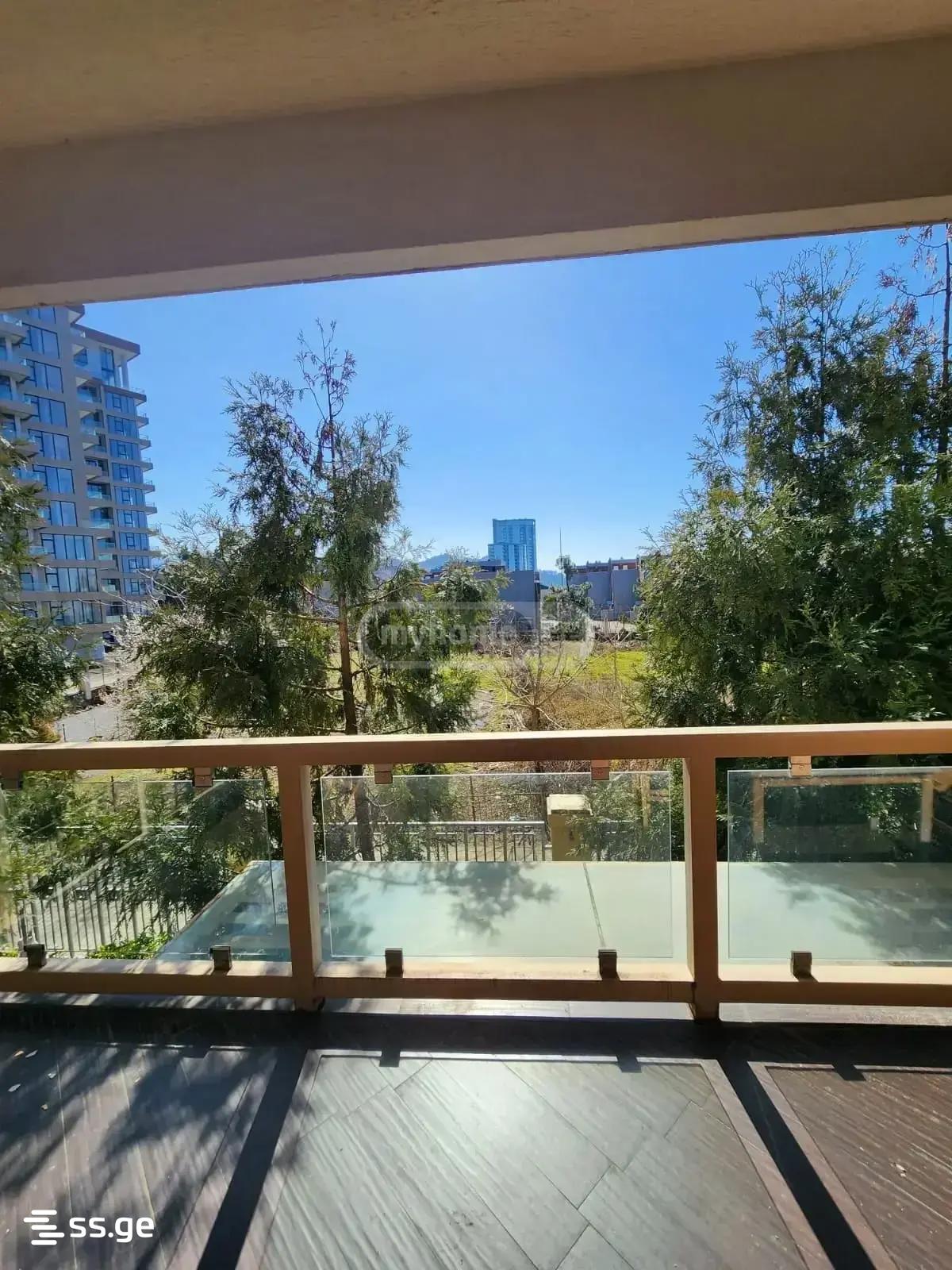 1 Room Flat Daily Rent. Chaqvi view 1