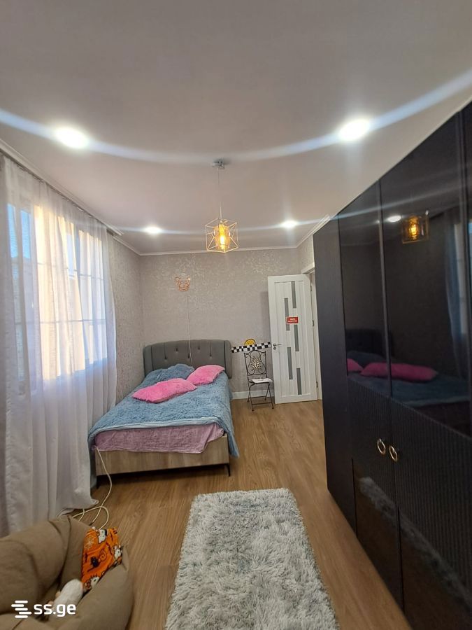6 Room Private House For Rent. Batumi view 8