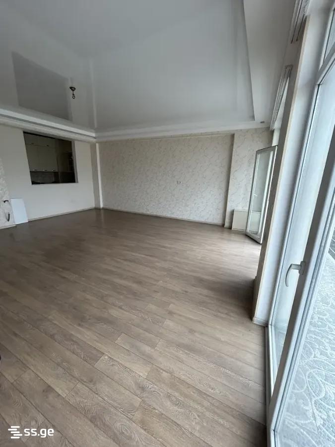 4 Room Flat For Sale view 2