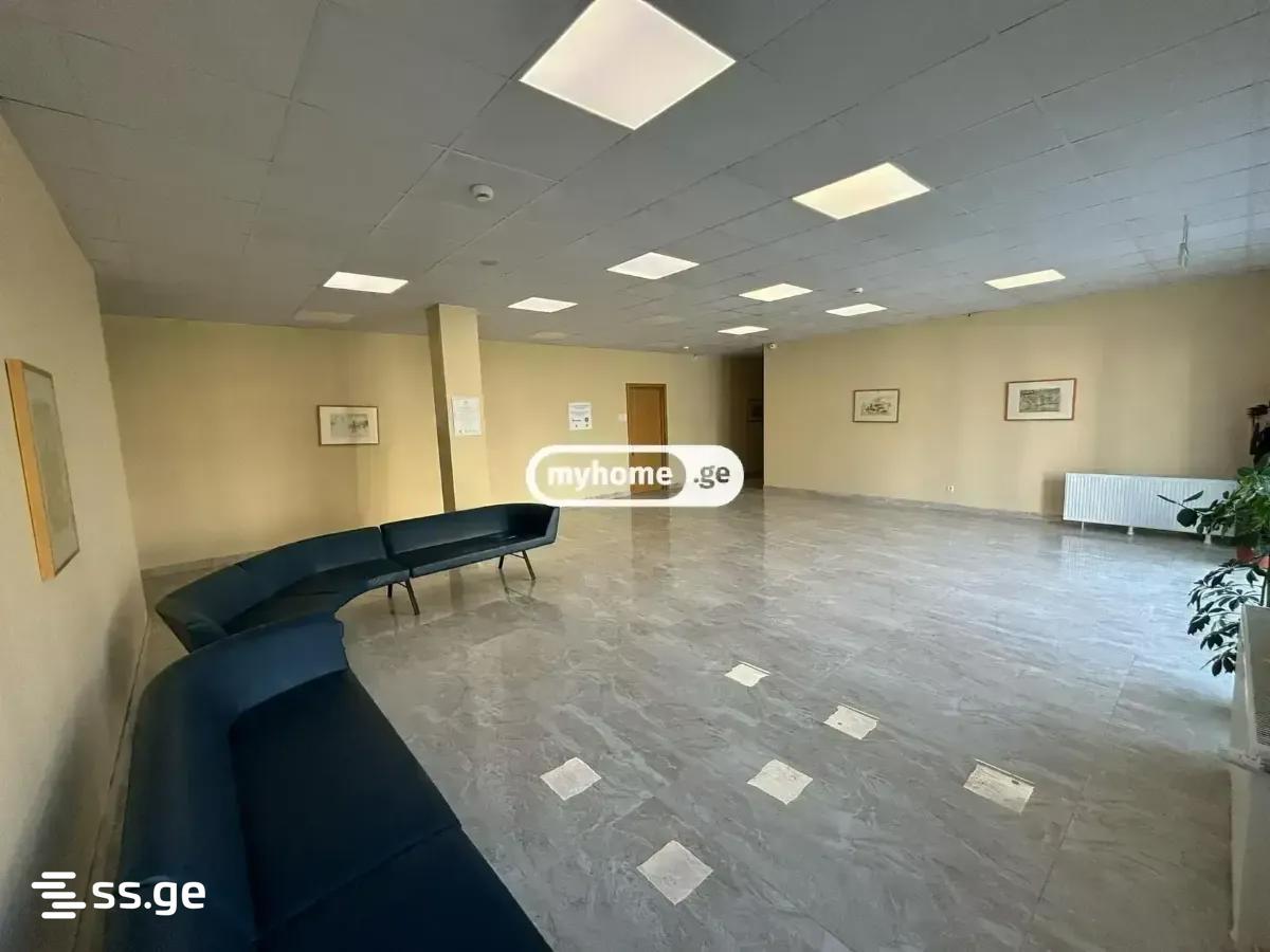 36 Room Hotel For Rent. Saburtalo view 10