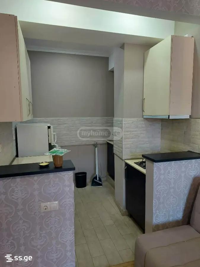 3 Room Flat For Sale view 2