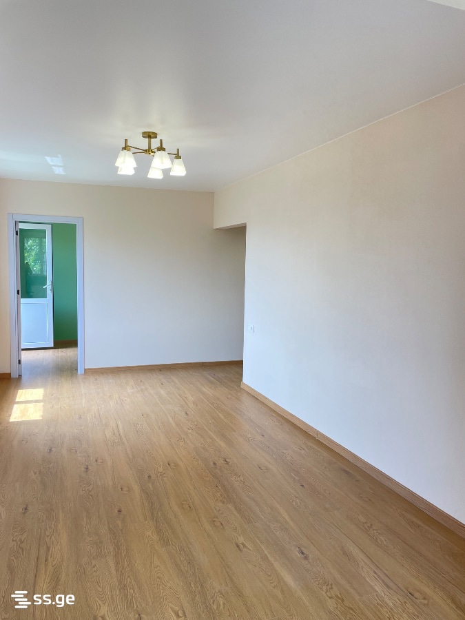 3 Room Flat For Sale view 1