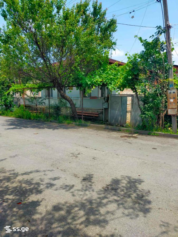 12 Room Private House For Sale view 3