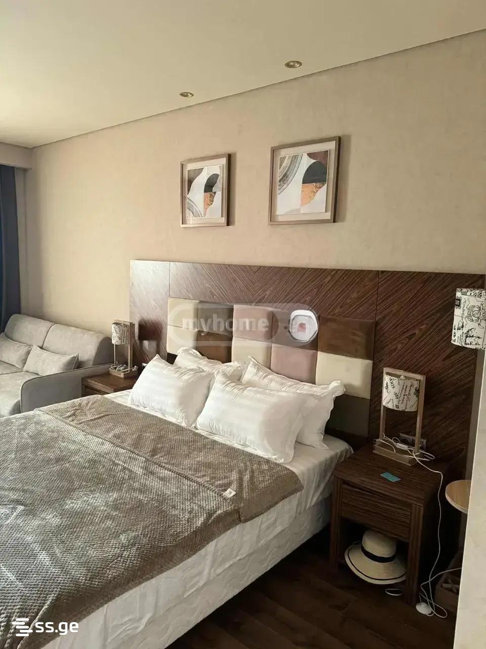1 Room Flat Daily Rent. Chaqvi view 3