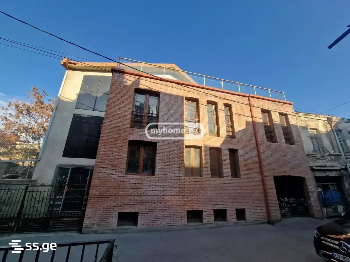 8 Room Hotel For Sale view 1