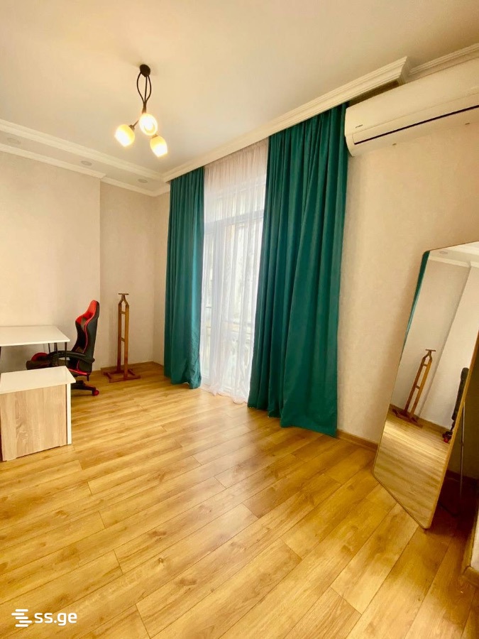 2 Room Flat For Rent. Makhindjauri view 4