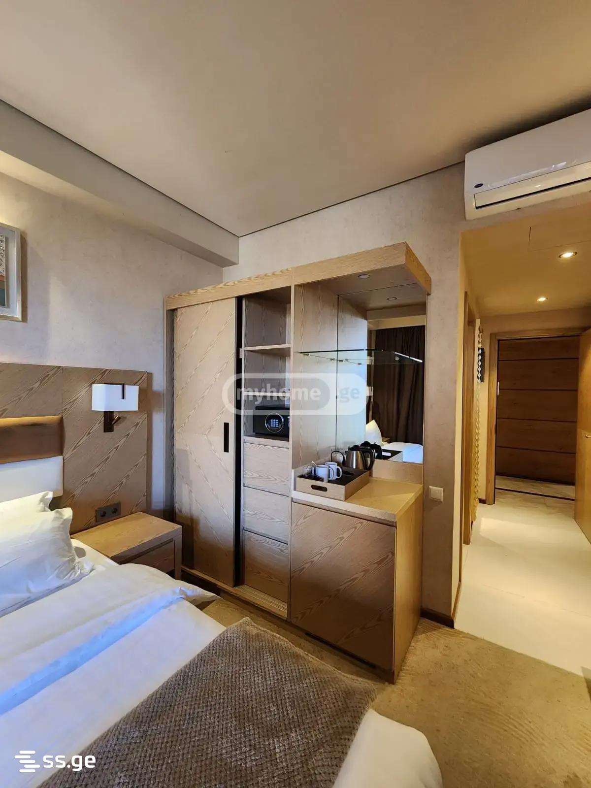 1 Room Flat Daily Rent. Chaqvi view 2