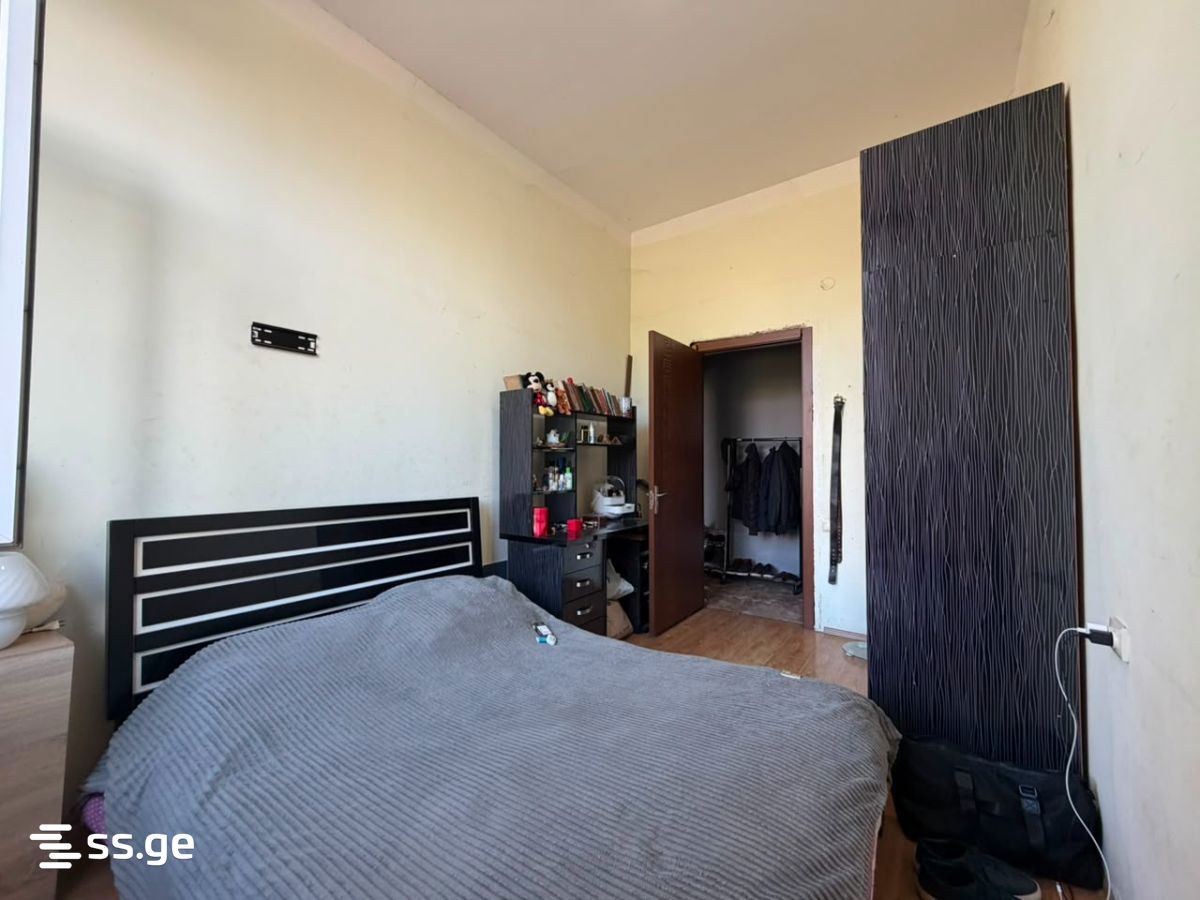 2 Room Flat For Sale view 4