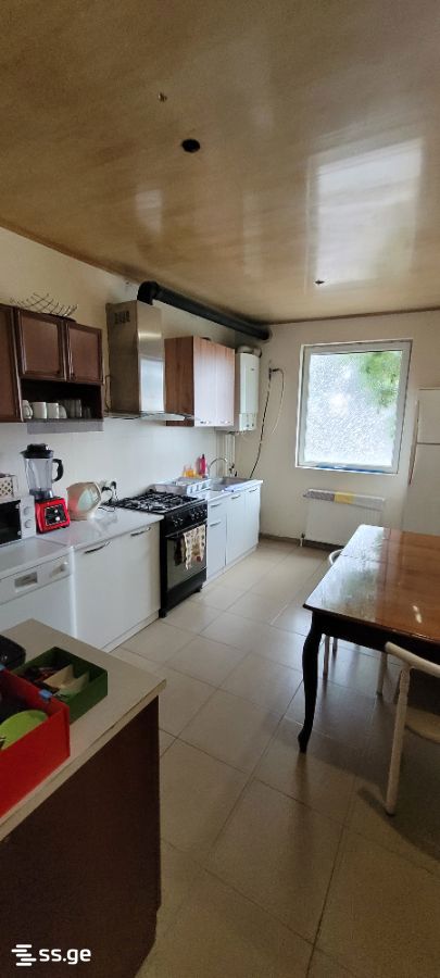 6 Room Private House For Sale view 4
