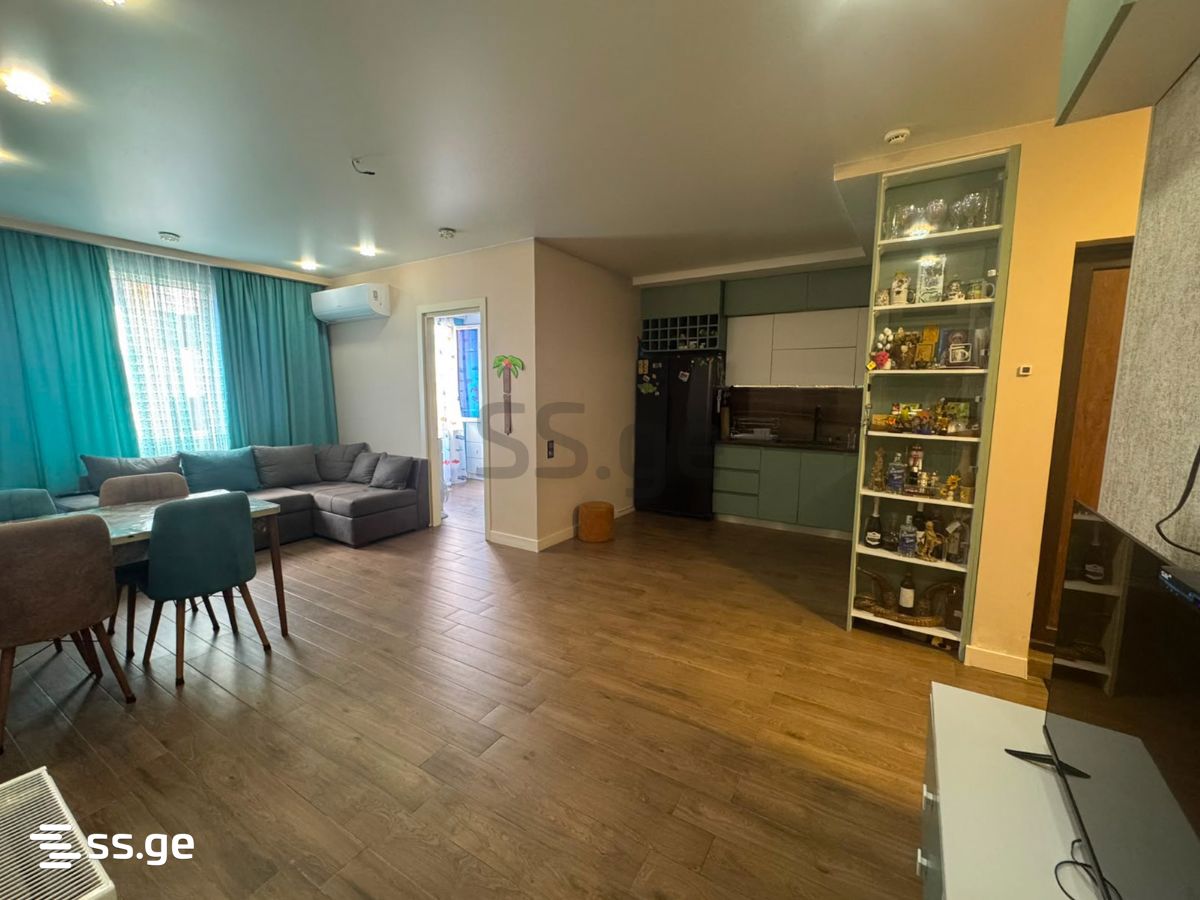 4-Room Apartment For Sale In Batumi, Tsminda Evdemoz Pirveli (Diasamize) St, 48 view 17