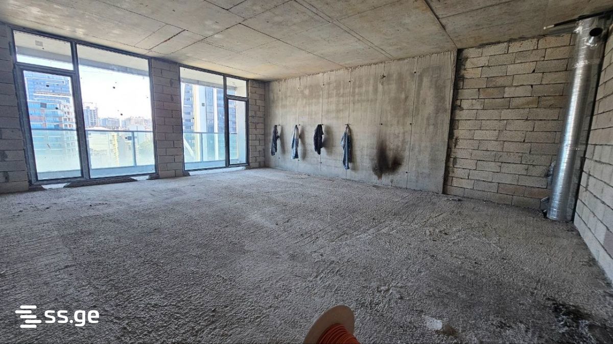 2 room Flat For Sale. Batumi - Bild 5