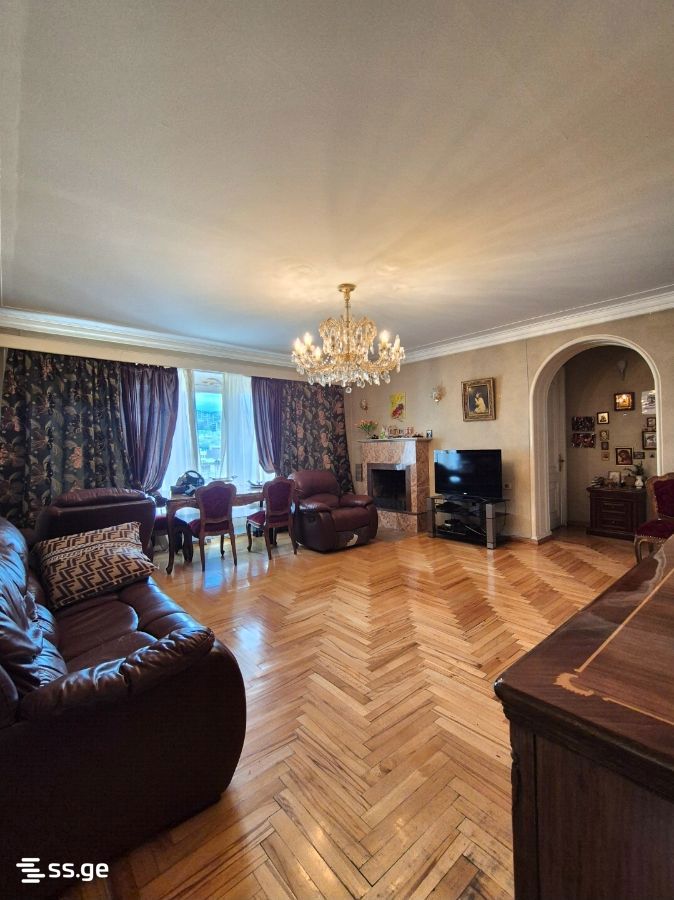 5 room Flat For Sale. Ortachala, Tbilisi