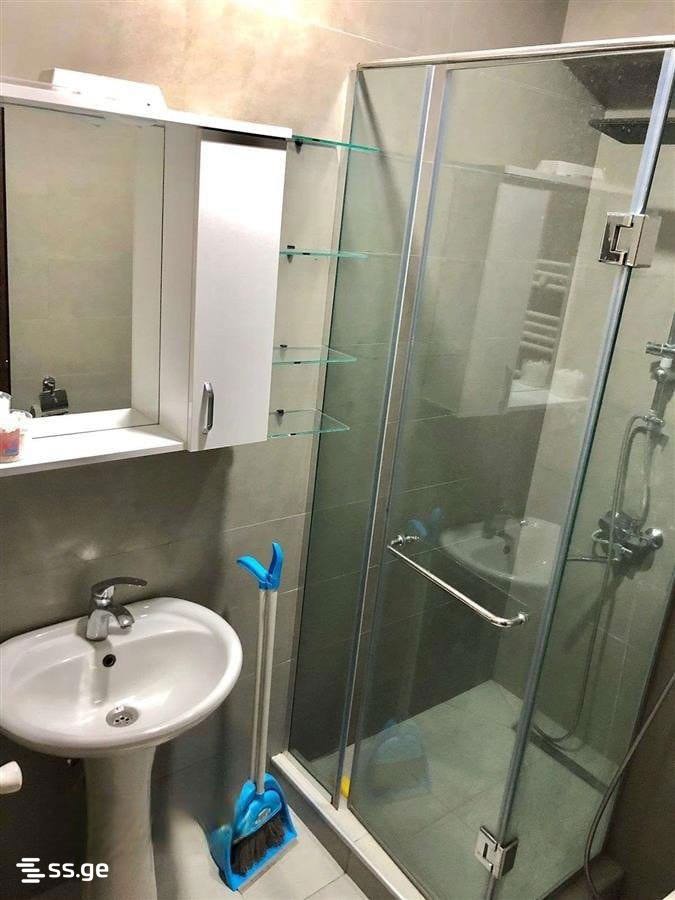 3 room Flat For Rent. Bagebi - Mehr