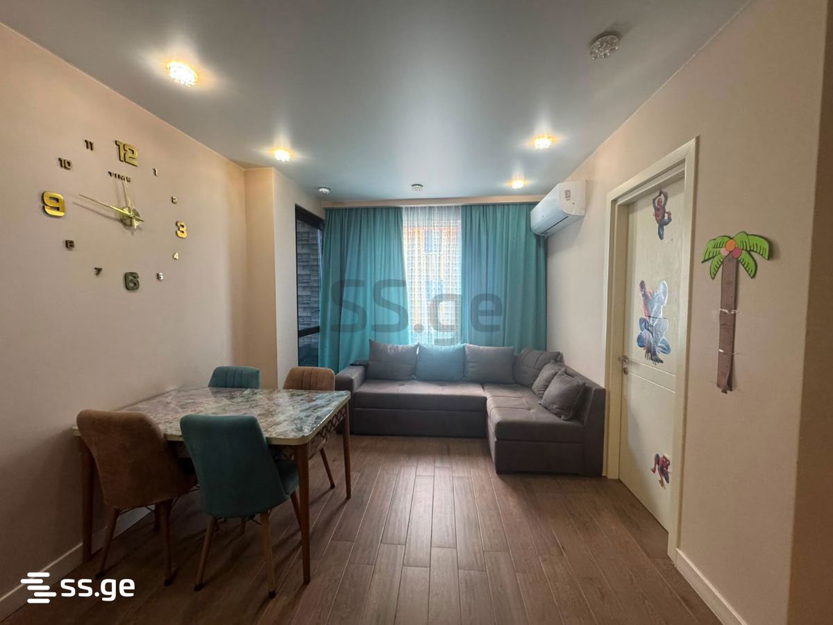 4-Room Apartment For Sale In Batumi, Tsminda Evdemoz Pirveli (Diasamize) St, 48 view 14