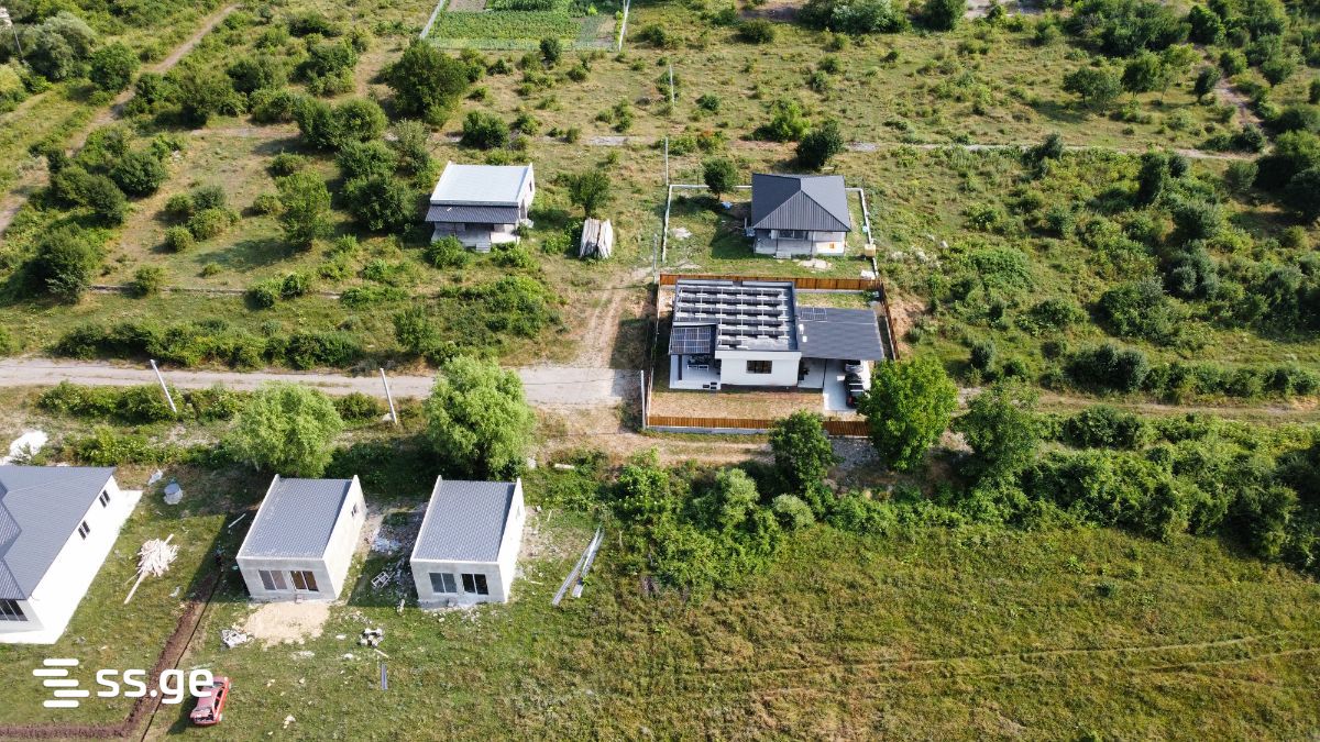 4 Room Summer Cottage For Sale view 8