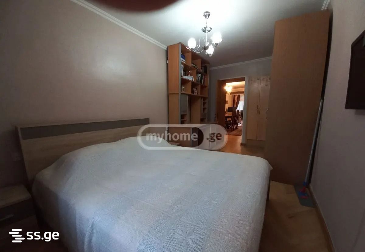 4 Room Flat For Rent. Digomi view 9