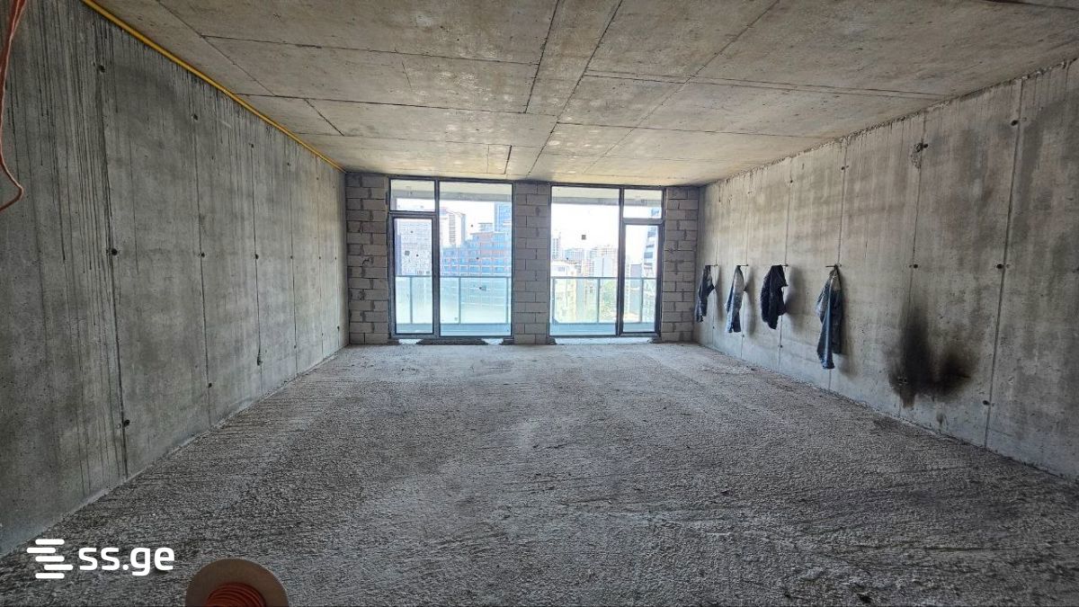 2 room Flat For Sale. Batumi - Bild 4