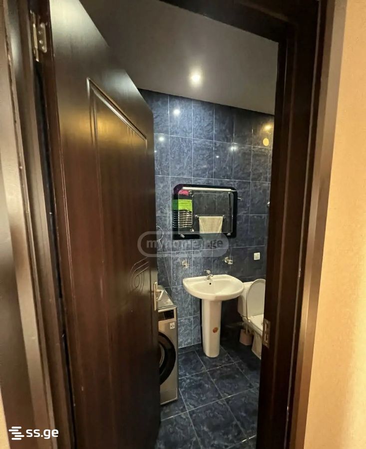 3 Room Flat For Rent. Digomi view 5