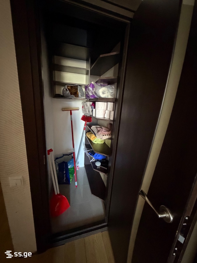 4 room Flat For Sale. Isani - Fler