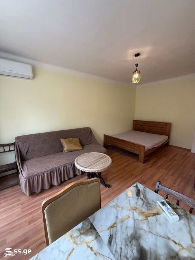 1 room Flat For Rent. Districts of Vazha-Pshavela - Meer
