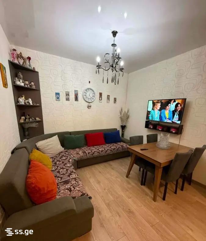 3 room Flat For Sale. Isani - Aanzicht 2