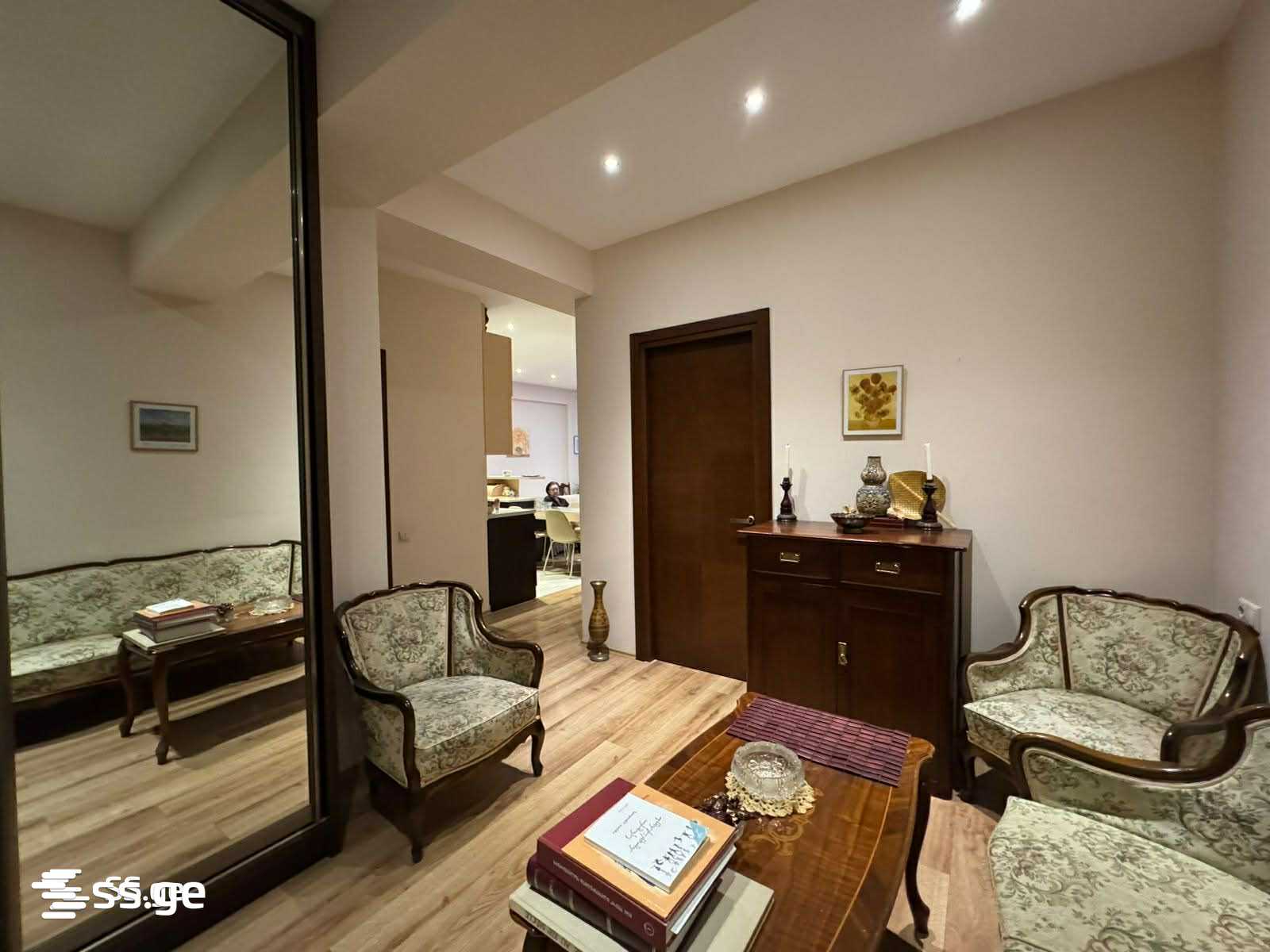 2 room Flat For Rent. Vake - Vista 3