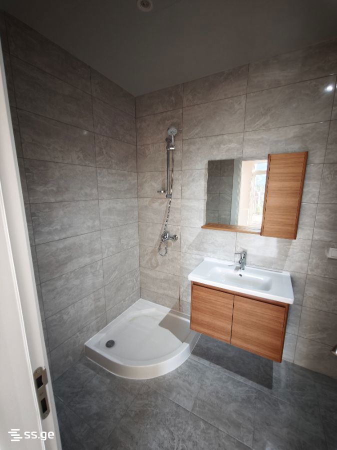 4 room Flat For Sale. Digomi - Ansicht 3