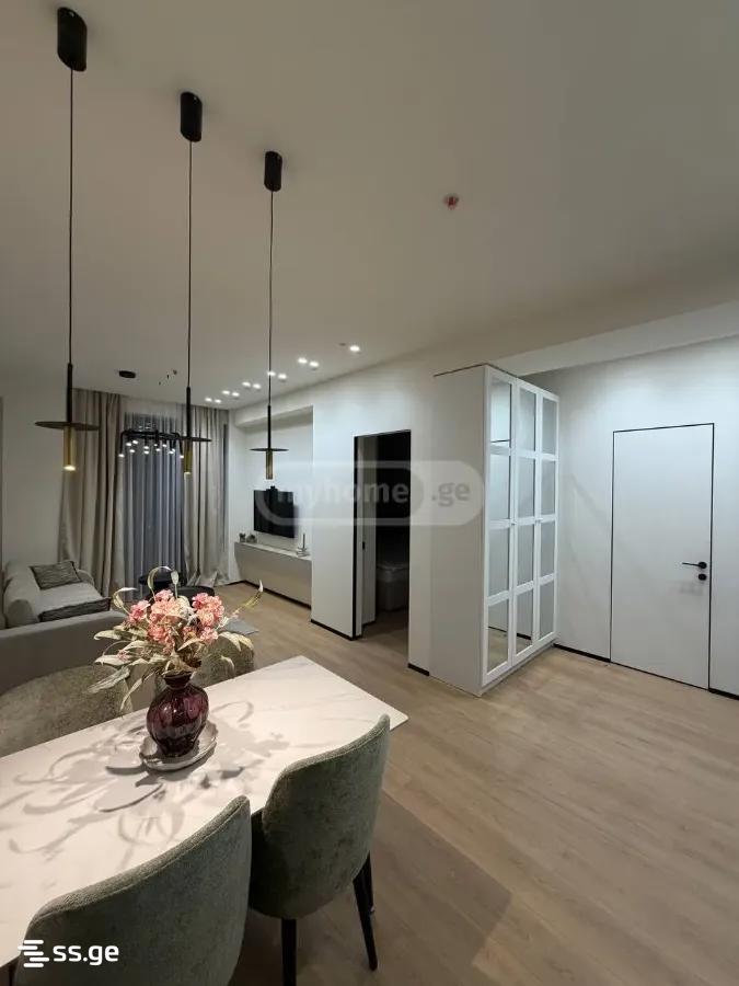2 room Flat For Sale. Isani - Więcej