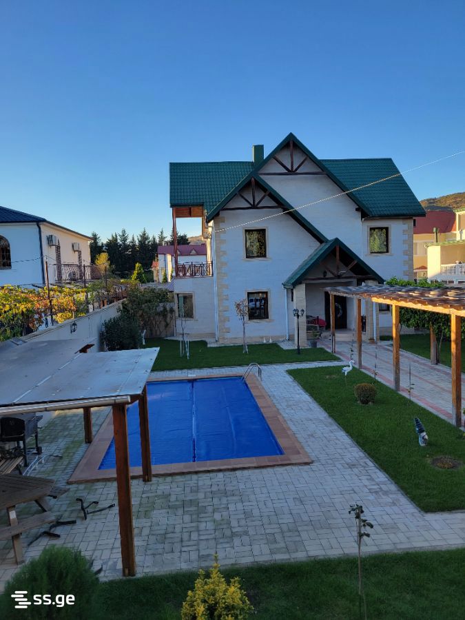 8 room Private House For Sale. Digomi - Aanzicht 6