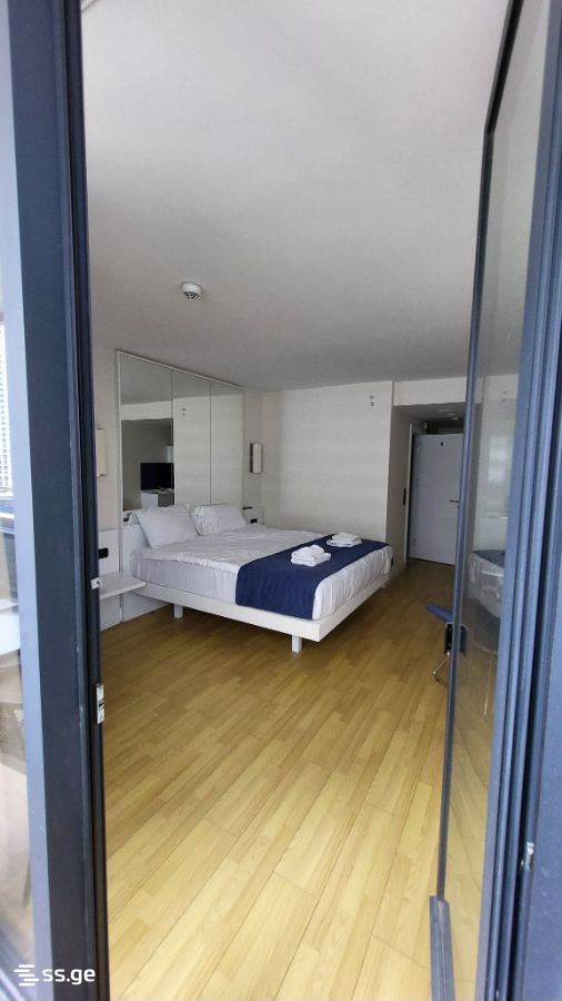 1 room Flat Daily rent. Batumi - Aanzicht 2
