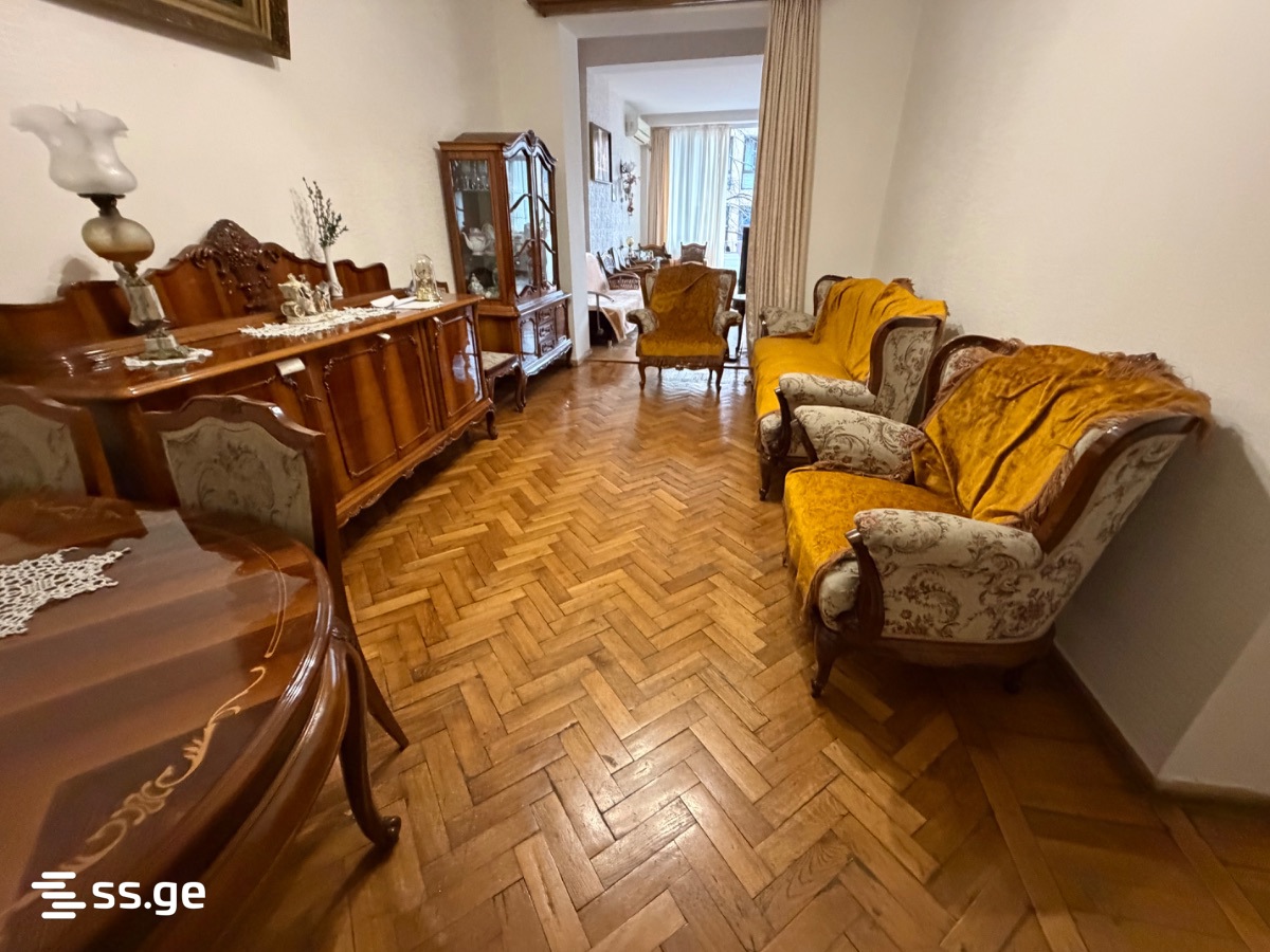 3 room Flat For Sale. Saburtalo - Widok 2