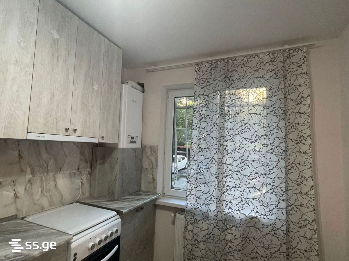 3 room Flat For Rent. Isani - Widok 3
