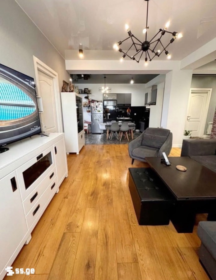 4 room Flat Daily rent. Batumi - Aanzicht 2