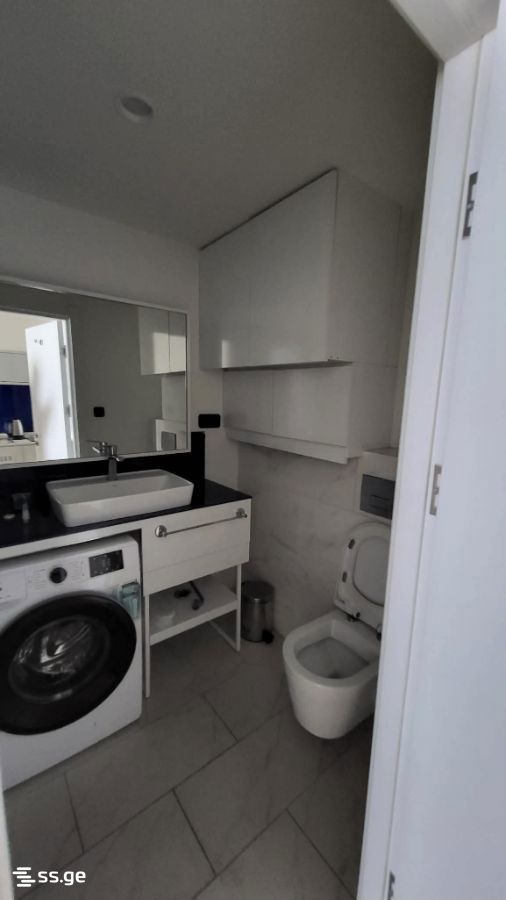 1 room Flat Daily rent. Batumi - Aanzicht 3
