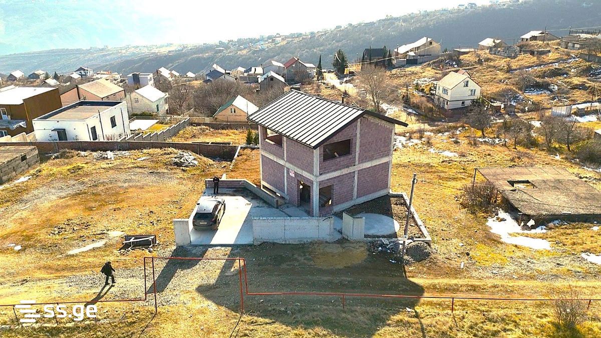 4 Room Private House For Sale view 5