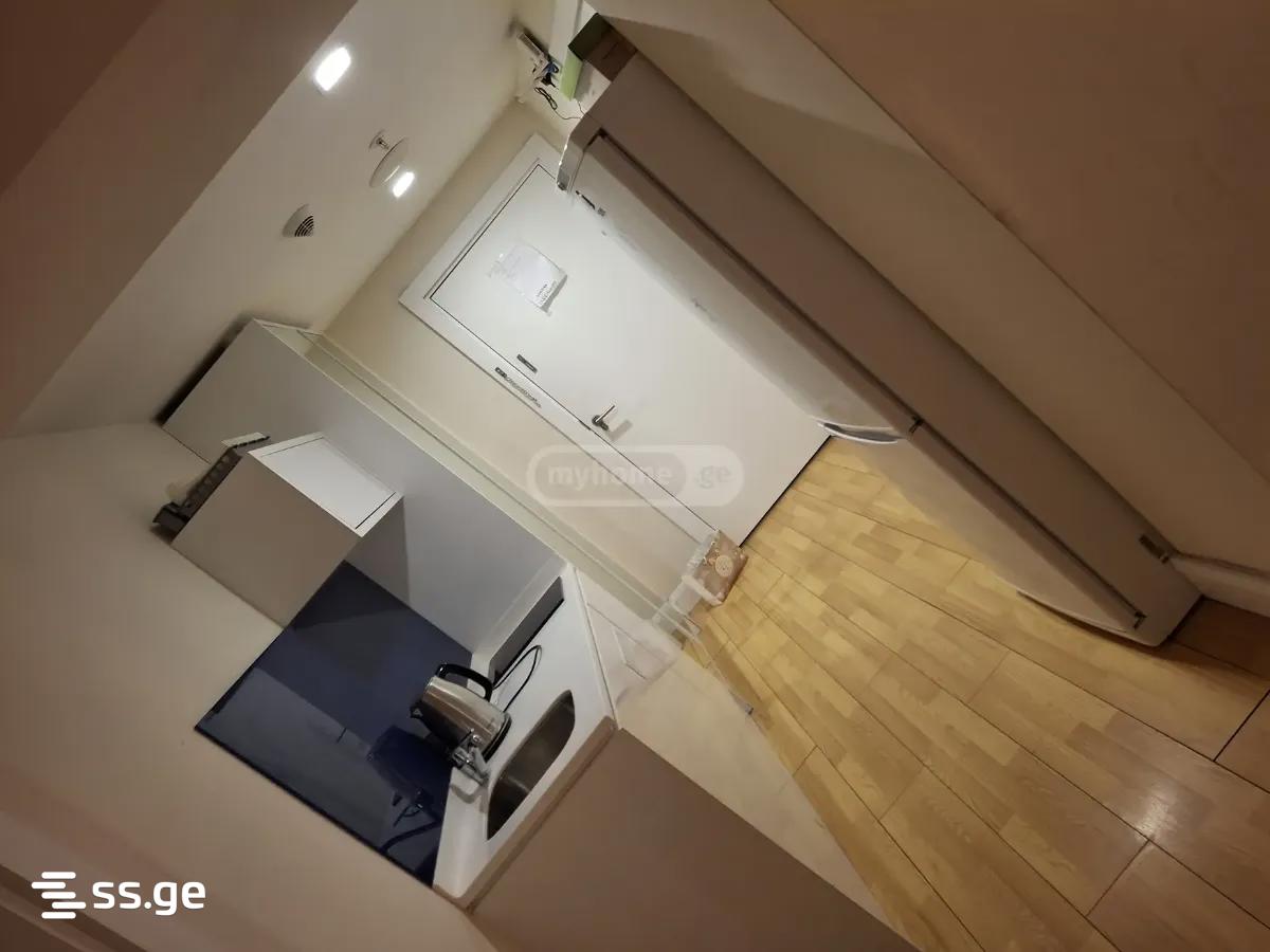 3 room Flat Daily rent. Batumi - Aanzicht 4