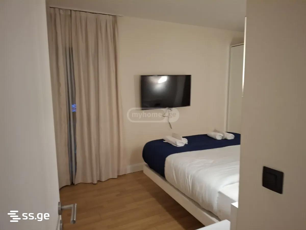3 room Flat Daily rent. Batumi - Aanzicht 5
