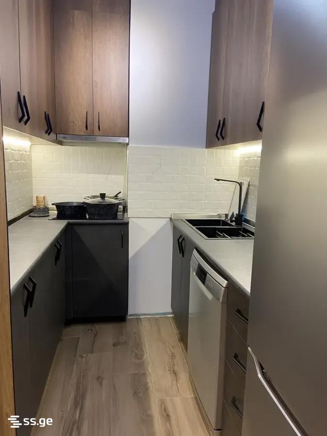 5 room Flat For Rent. Didi digomi - Widok 2