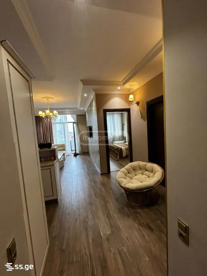 3 room Flat For Sale. Batumi - Aanzicht 3