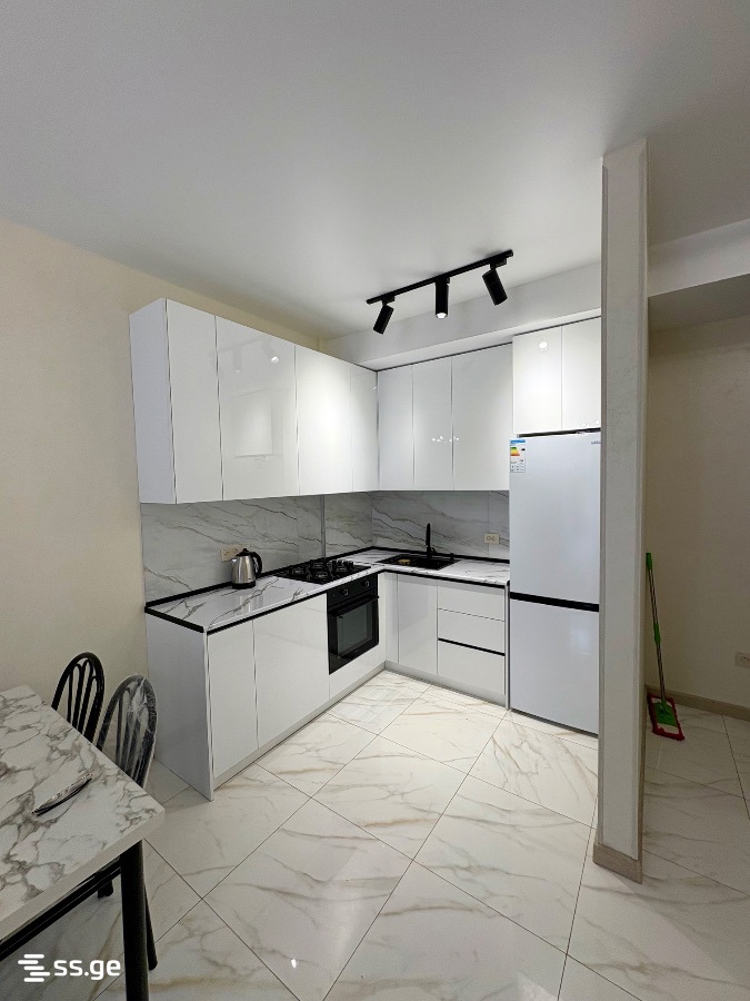 2 room Flat For Rent. Mukhiani - Vista 3